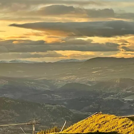 Apartman Cassa Alexandre, And Comfy With A Great View Lillehammer